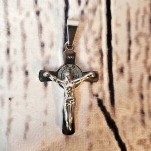 St. Benedict Cross Silver Plated Catholic Jesus Crucifix Pendant Jewlrey